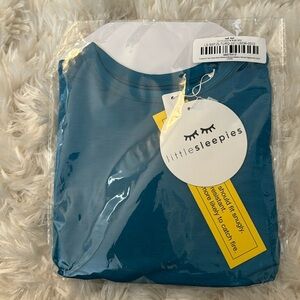 Little Sleepies - Short sleeve & Shorts pajama set - 18-24 - NWT